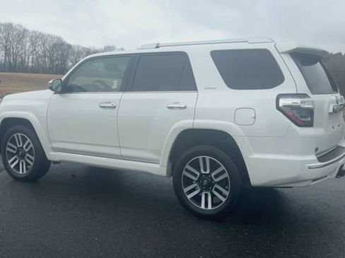Used 2023 Toyota 4Runner Limited image 6