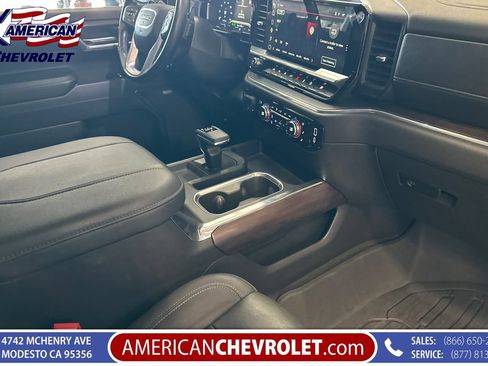 Used 2023 GMC Sierra 1500 SLT w/ SLT Premium Plus Package AWD/4WD image 21