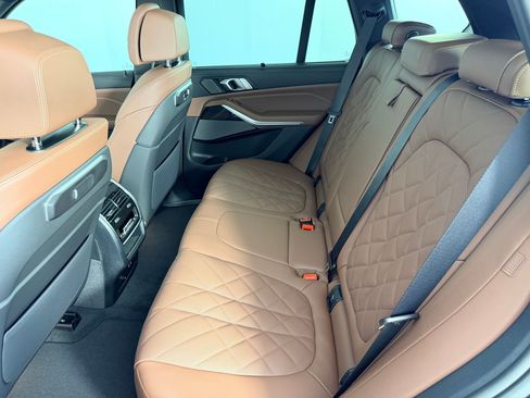 New 2026 BMW X5 sDrive40i w/ M Sport Package RWD image 24
