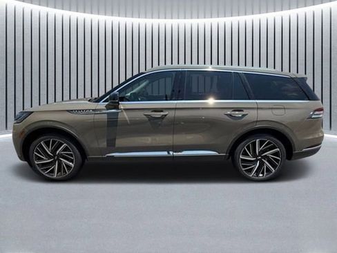 New 2025 Lincoln Aviator Reserve w/ Equipment Group 201A image 6