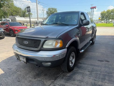 Used 2003 Ford F150 Lariat AWD/4WD image 4