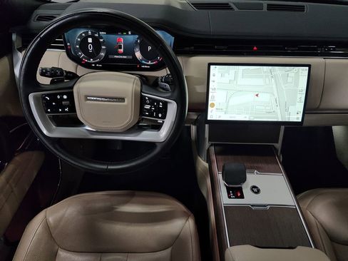 Used 2024 Land Rover Range Rover SE image 46