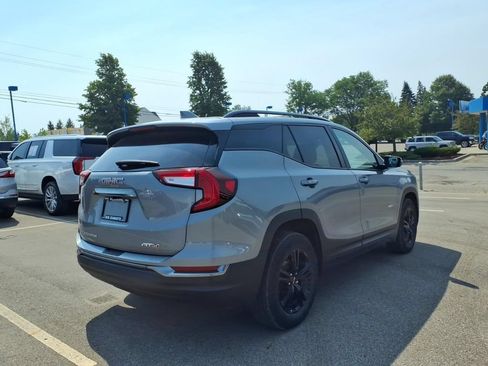 Used 2024 GMC Terrain AT4 AWD/4WD image 4