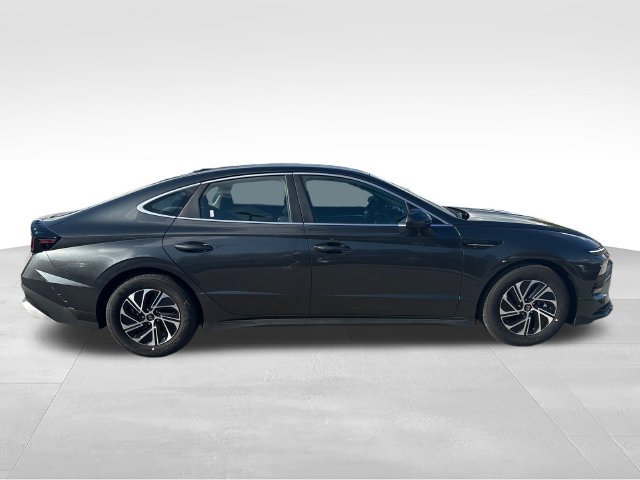 New 2026 Hyundai Sonata Blue FWD image 6