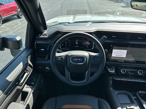 New 2026 GMC Sierra 2500 AT4 w/ AT4 Premium Plus Package AWD/4WD image 34