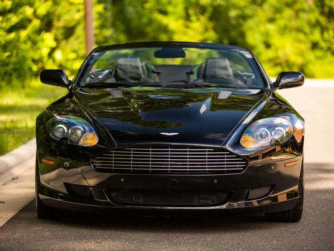 Used 2007 Aston Martin DB9 Volante RWD image 5