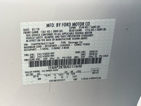 Used 2018 Ford Taurus SHO image 24