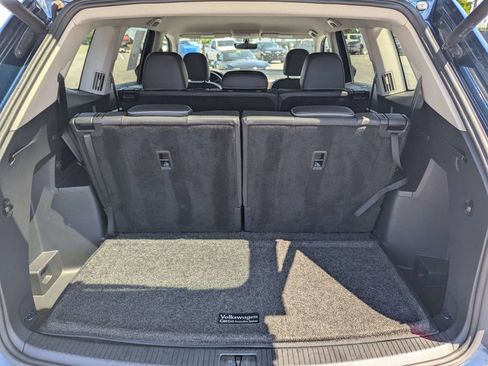 Used 2021 Volkswagen Atlas SE FWD image 7