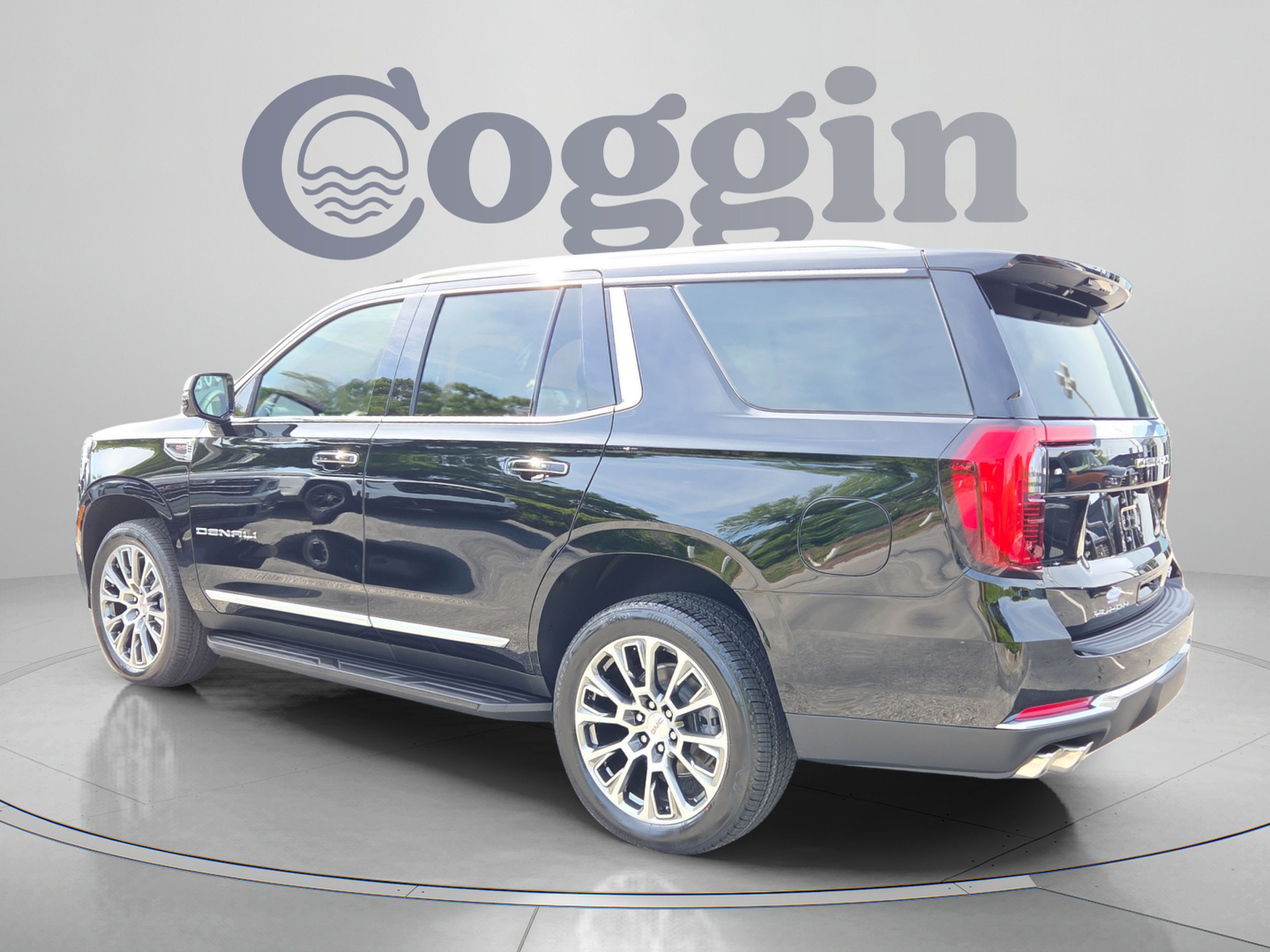 New 2026 GMC Yukon Denali AWD/4WD image 3