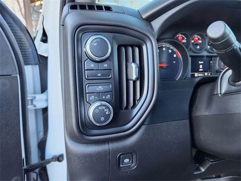 Used 2022 GMC Sierra 2500 Pro w/ Convenience Package image 23