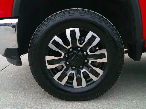 Used 2025 Chevrolet Silverado 2500 LT w/ All Star Edition image 10