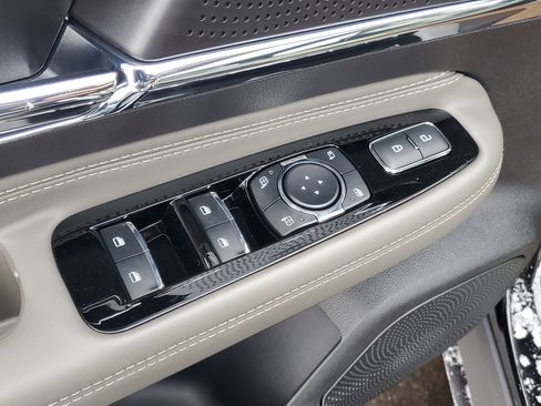 New 2026 Lincoln Corsair Premiere image 10