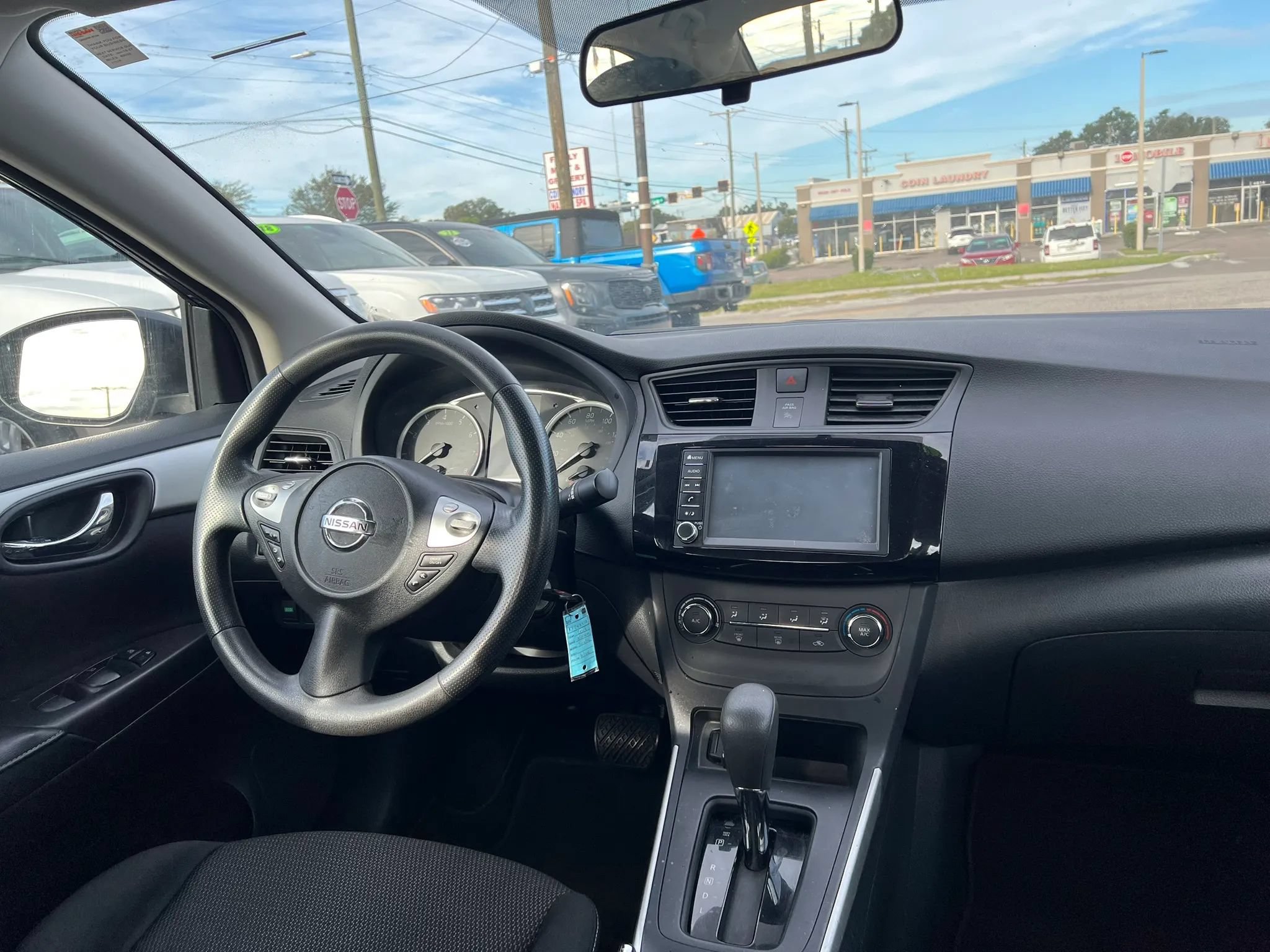 Used 2019 Nissan Sentra S w/ Appearance Package FWD image 13