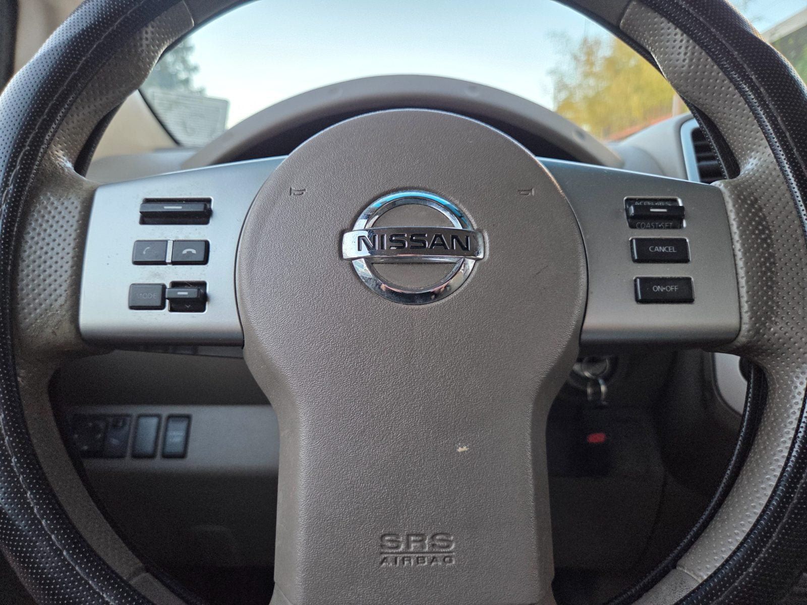 Used 2013 Nissan Frontier SV w/ SV Value Truck Pkg RWD image 16