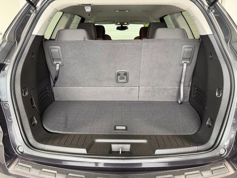 Used 2015 Chevrolet Traverse LT w/ Style and Technology Package FWD image 33
