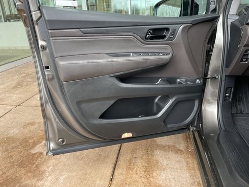 Used 2019 Honda Odyssey Touring image 14