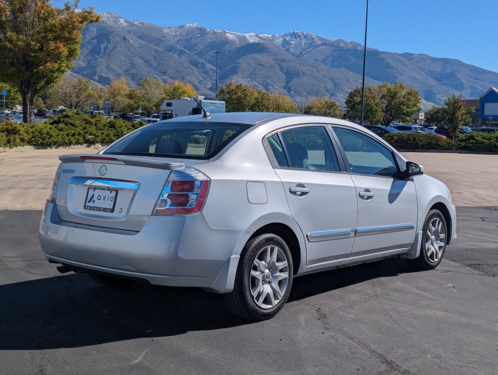 Used 2012 Nissan Sentra 2.0 S FWD image 3
