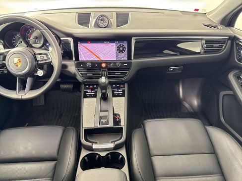 Certified 2026 Porsche Macan AWD/4WD image 55