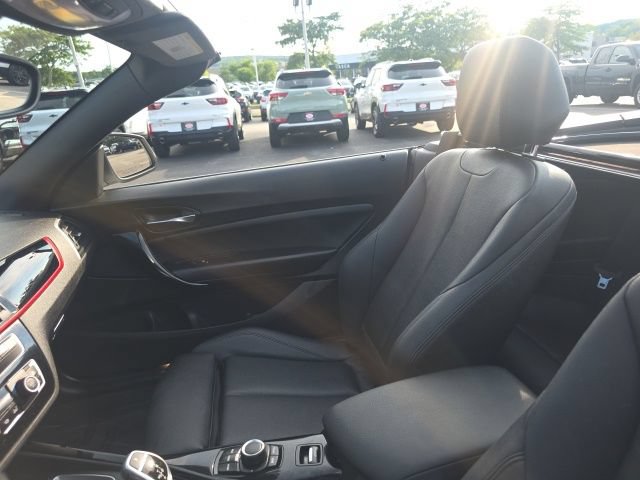 Used 2020 BMW 230i Convertible w/ Convenience Package RWD image 26