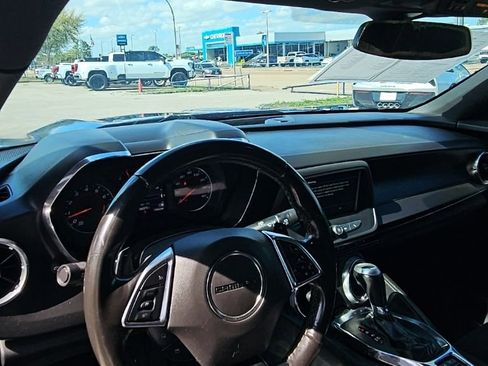 Used 2019 Chevrolet Camaro LT image 15