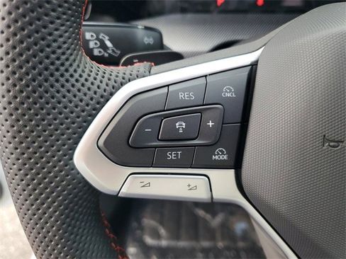 New 2026 Volkswagen GTI SE image 19