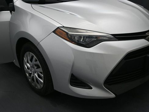 Used 2019 Toyota Corolla LE FWD image 12