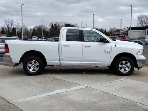 Used 2019 RAM 1500 Classic SLT AWD/4WD image 13