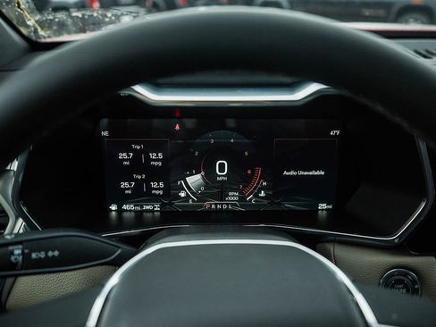 New 2026 GMC Canyon Denali image 21