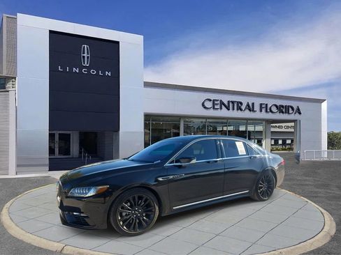 Used 2020 Lincoln Continental Reserve w/ Luxury Package image 7