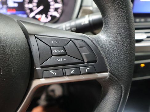 Used 2024 Nissan Altima 2.5 SV AWD/4WD image 35