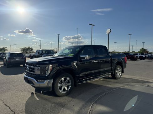 Used 2021 Ford F150 Lariat w/ Equipment Group 502A High AWD/4WD image 2