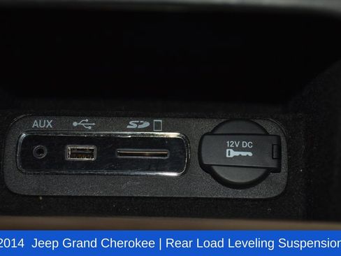 Used 2014 Jeep Grand Cherokee Limited w/ Mopar Chrome Edition Group AWD/4WD image 18