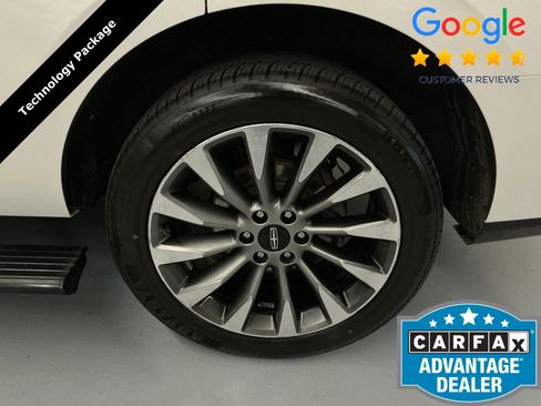 Used 2018 Lincoln Navigator Select w/ Technology Package RWD image 41