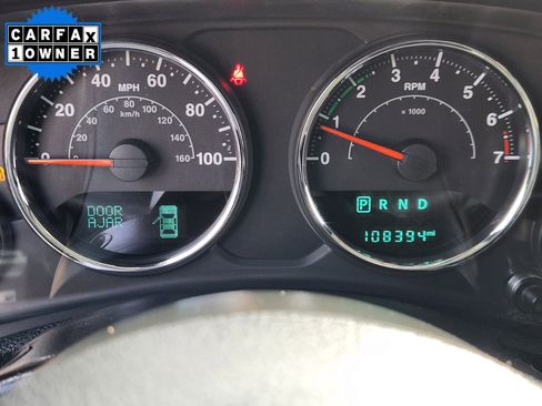 Used 2015 Jeep Wrangler Unlimited Sahara w/ Dual Top Group image 10