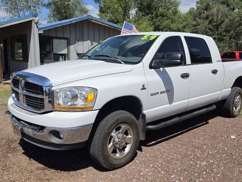 Used 2006 Dodge Ram 2500 Truck SLT w/ Light Group AWD/4WD image 1