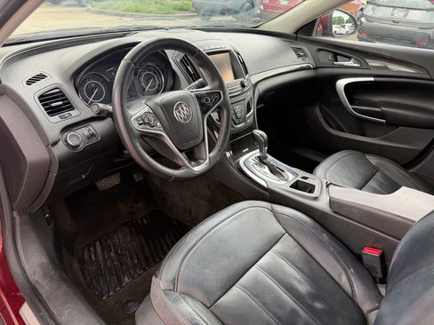 Used 2017 Buick Regal Sport Touring FWD image 12