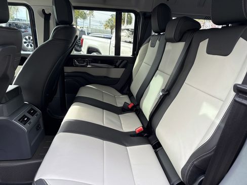 New 2025 INEOS Grenadier Fieldmaster Edition image 23