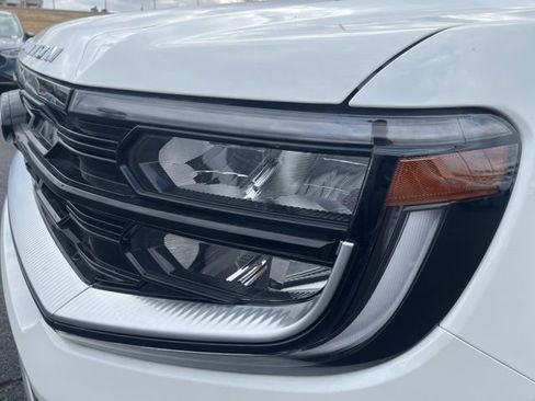 New 2025 Ford Expedition Max Platinum AWD/4WD image 8