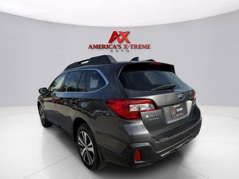 Used 2018 Subaru Outback 2.5i Limited image 3