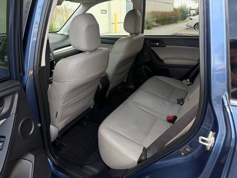 Used 2014 Subaru Forester 2.5i Touring AWD/4WD image 22