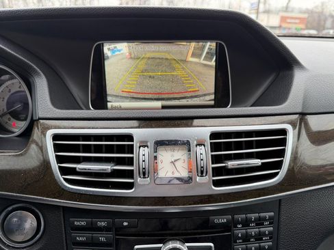 Used 2014 Mercedes-Benz E 350 4MATIC Sedan image 32