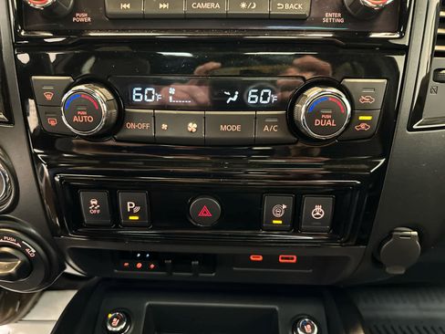 Certified 2024 Nissan Titan PRO-4X w/ Pro-4x Convenience Package image 18