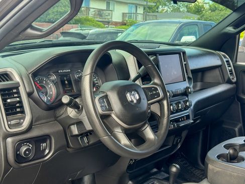Used 2024 RAM 2500 Tradesman w/ Chrome Appearance Group AWD/4WD image 2