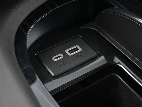 Certified 2024 Cadillac Escalade ESV Sport AWD/4WD image 25