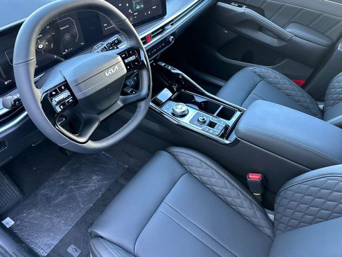 New 2026 Kia Sorento SX Prestige AWD/4WD image 11