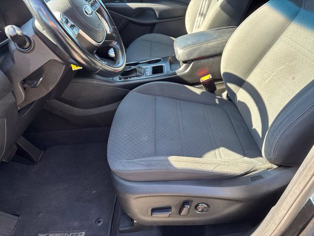 Used 2020 Kia Sorento LX w/ LX I4 Convenience Package AWD/4WD image 17