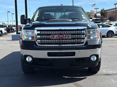 Used 2013 GMC Sierra 2500 SLT w/ SLT Convenience Package image 8