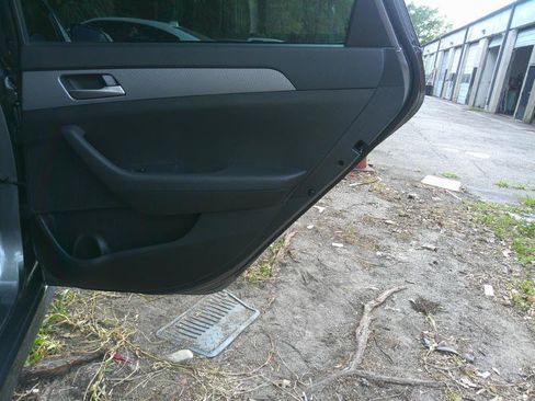 Used 2019 Hyundai Sonata SE FWD image 24