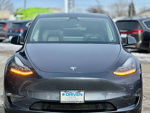 Used 2021 Tesla Model Y Long Range image 33