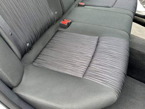 Used 2019 Nissan Sentra SV FWD image 38